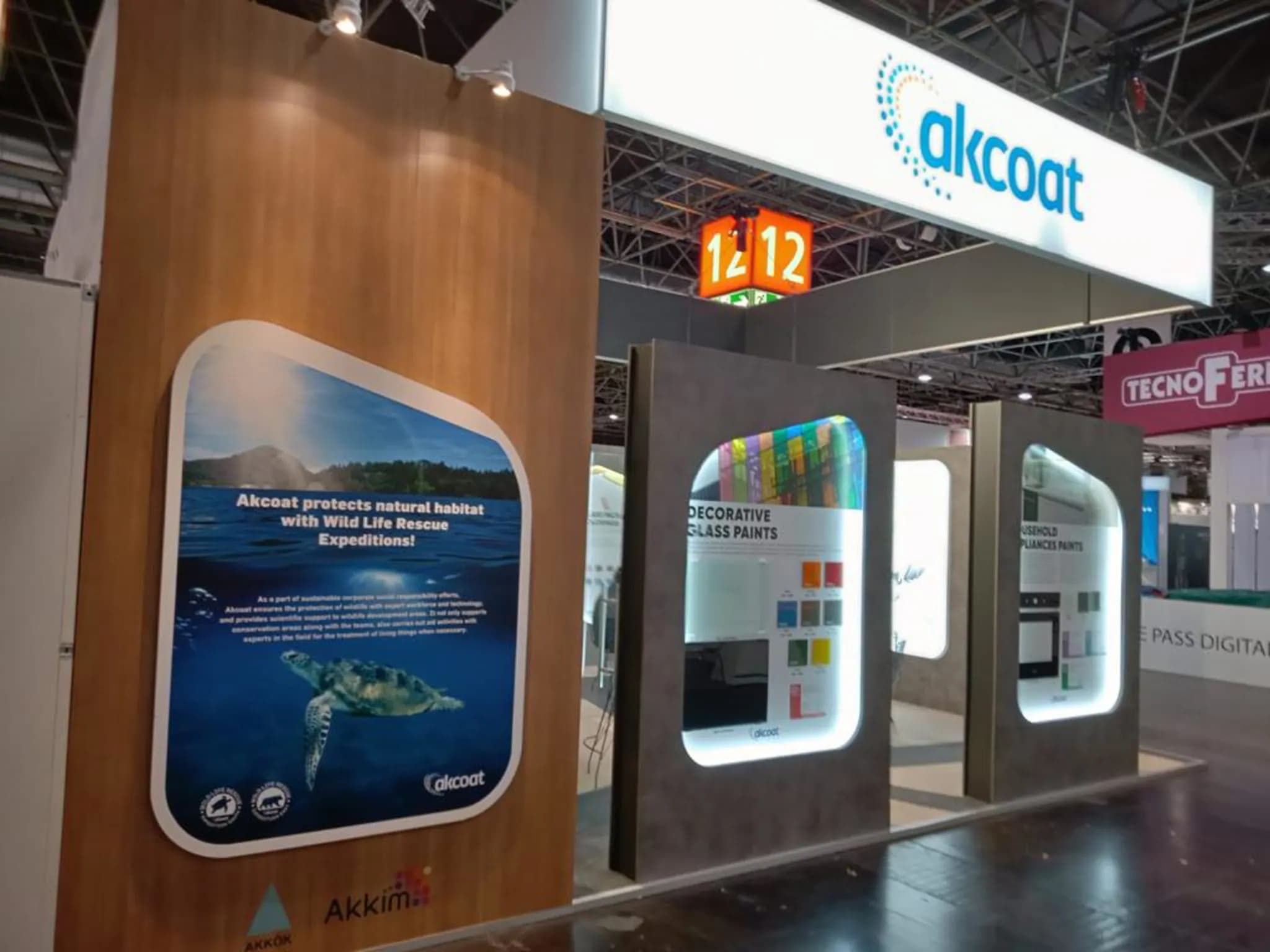 GLASSTECH 2022 — AKCOAT — 4