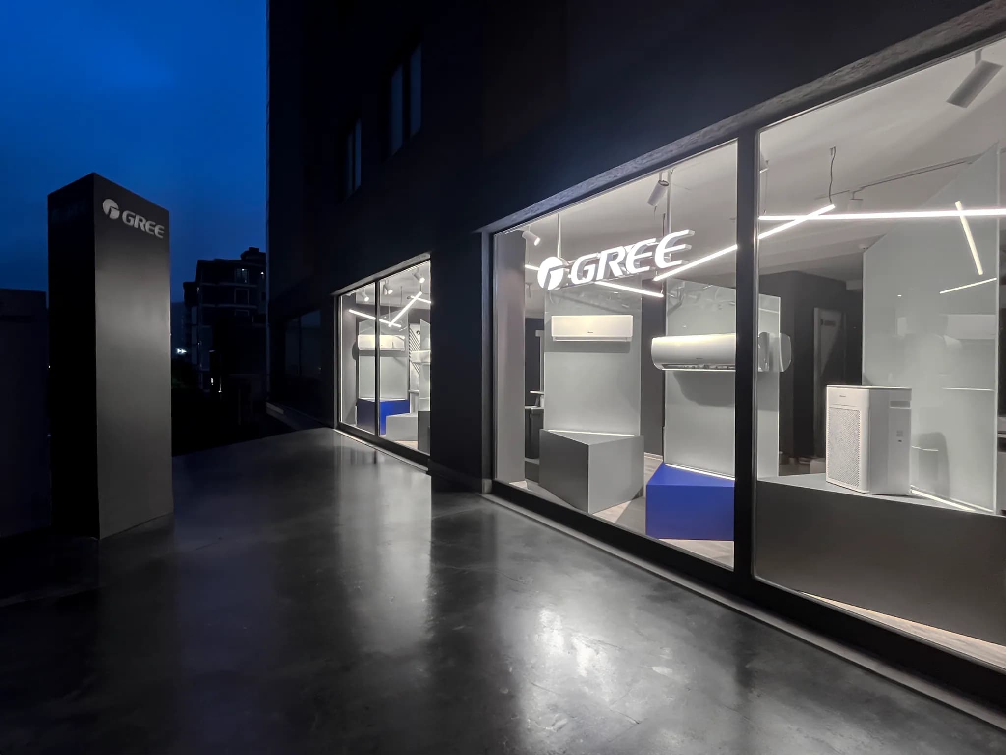 GREE SHOWROOM — GREE — 1