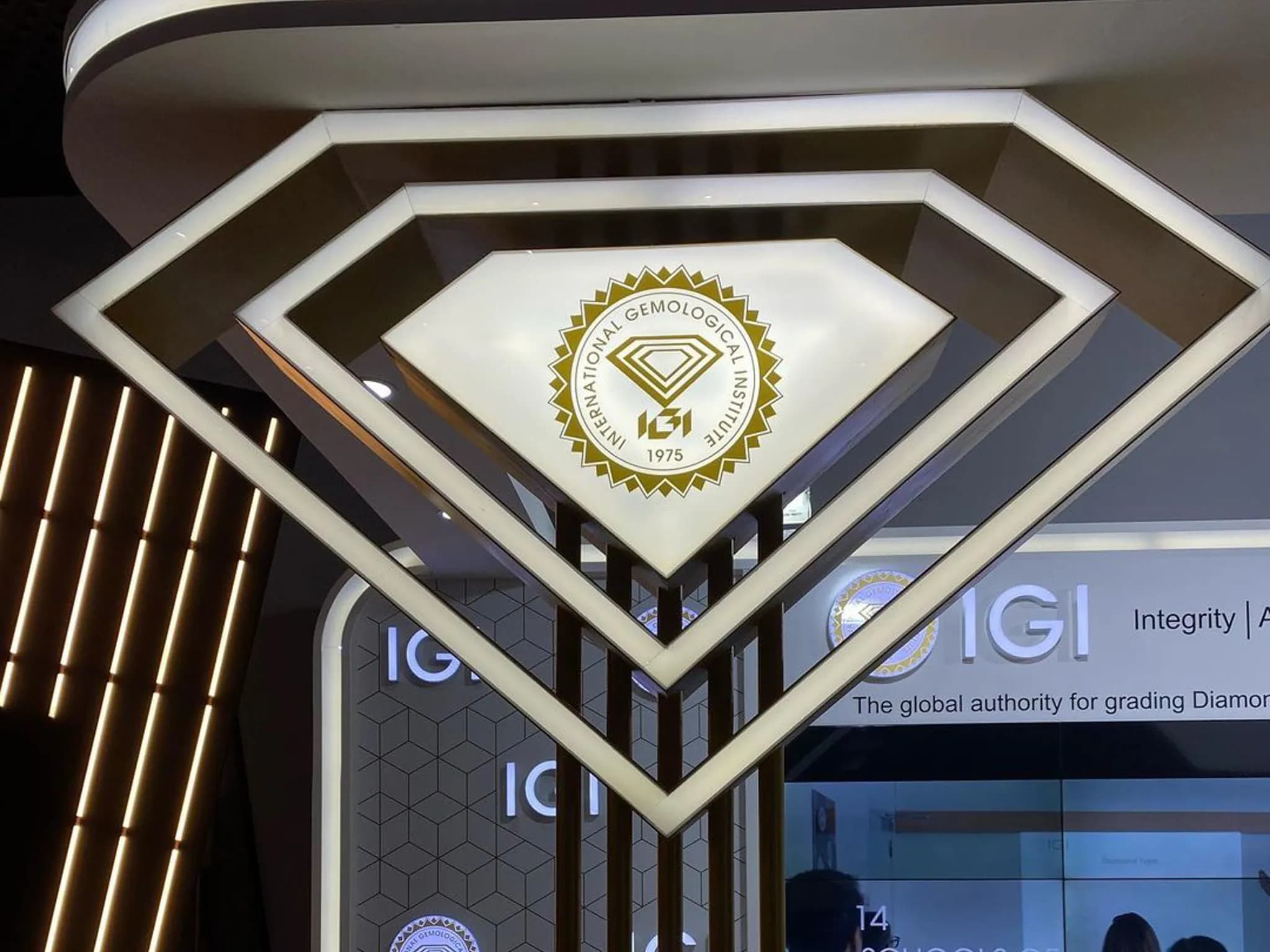 JEWELRY SHOW 2022 — IGI — 2