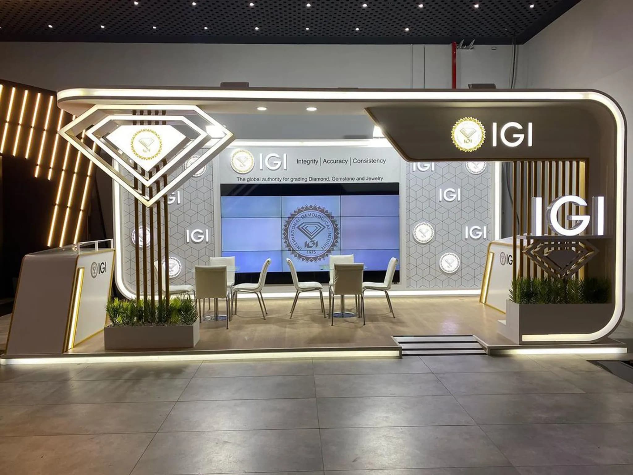 JEWELRY SHOW 2022 — IGI — 1